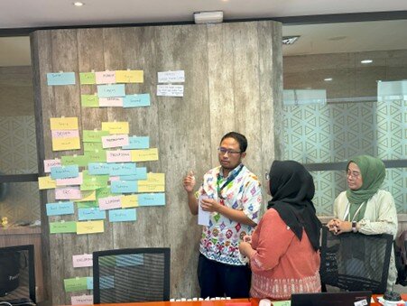 Adding value to the export promotion services of outdoor furniture from Indonesia
